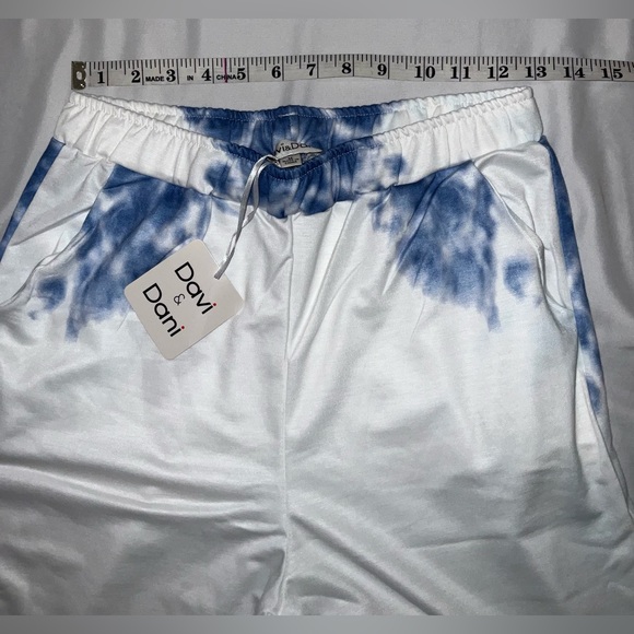 Davi & Dani tie dye jogger pants in size medium - nwt - Picture 5 of 6
